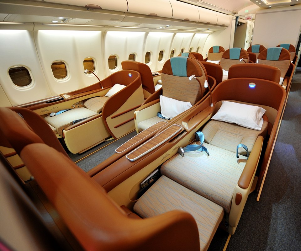 Cheap First and Business Class Flights to Europe 2021