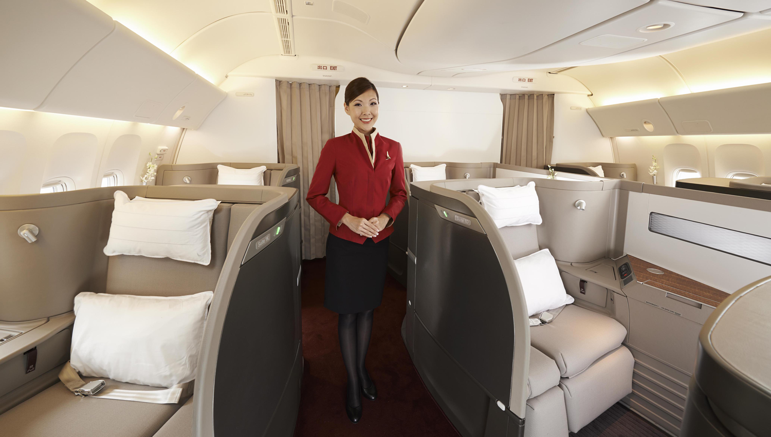 Top 5 Best Luxury Airlines in 2017 - 7