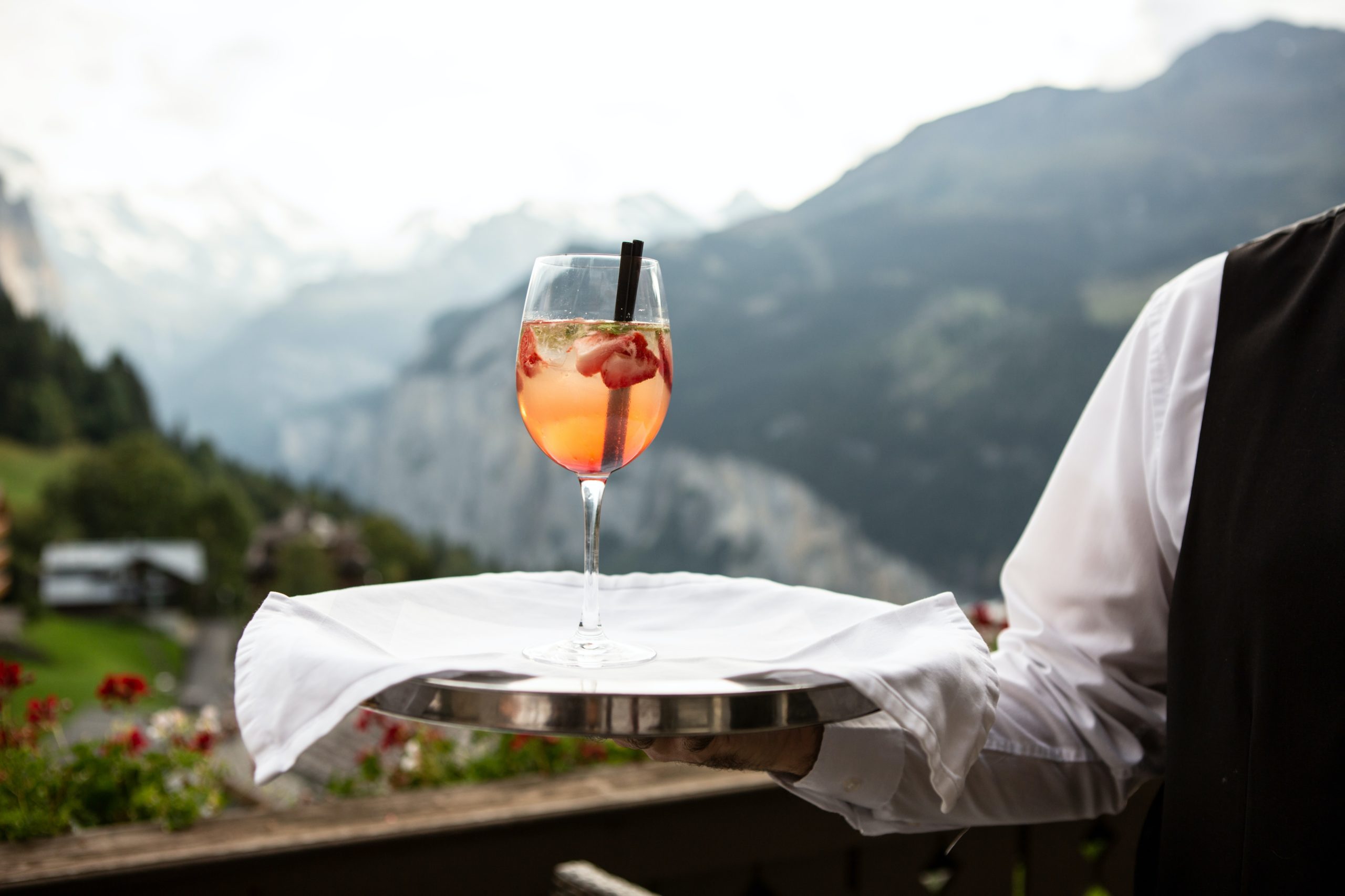 Top 5 Business Class Airport Lounges in Europe 2021