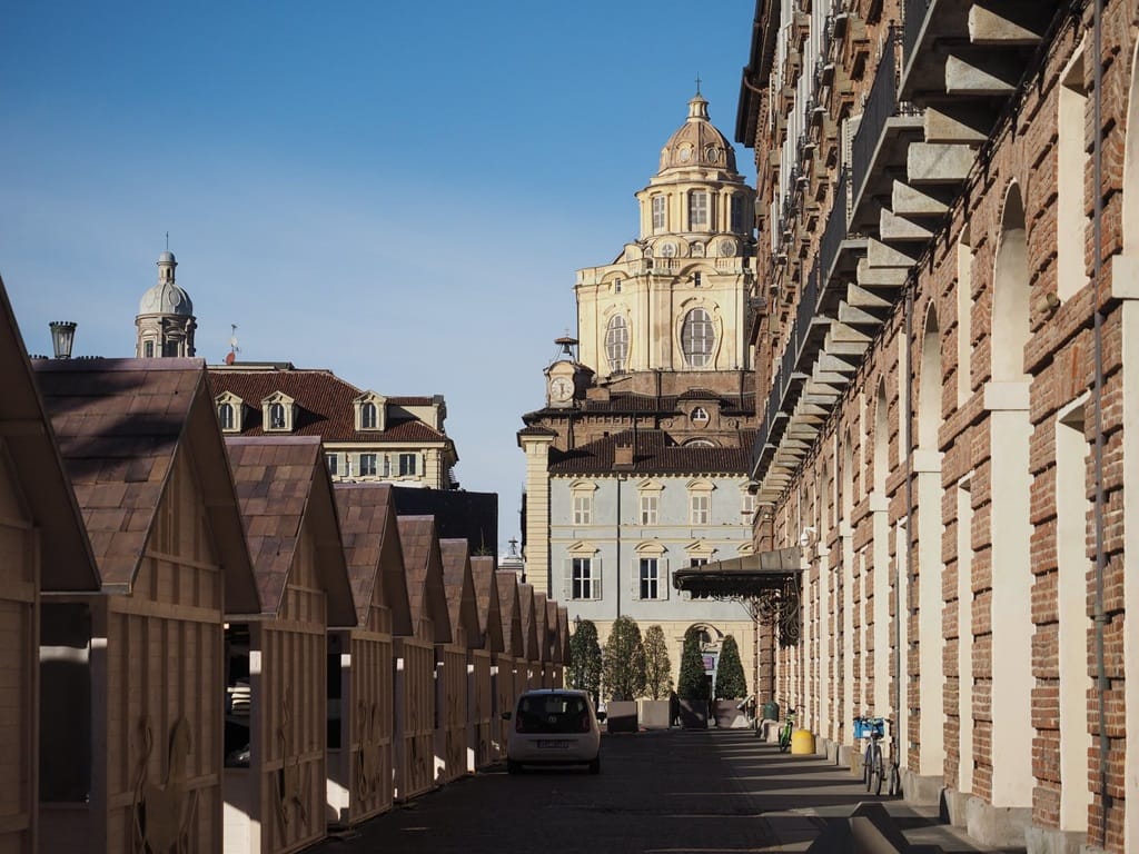 Cheap First \u0026 Business Class Flights to Turin | Luxury Travel Deals, image size:1024x768